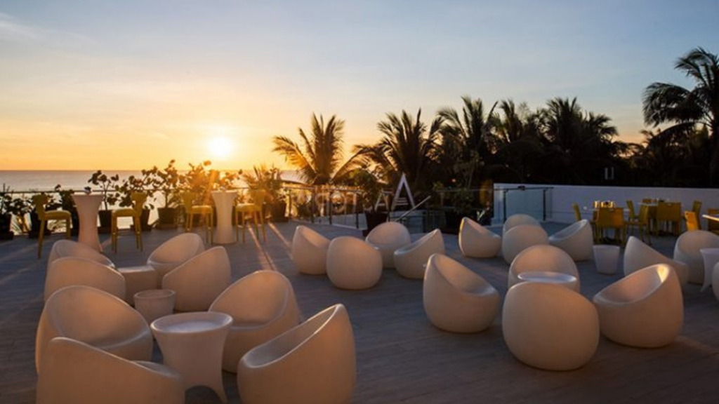 長灘島 Astoria Current 頂樓酒吧