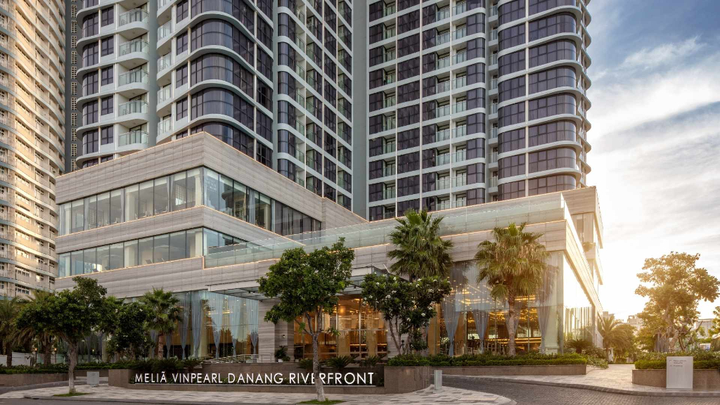 峴港美利亞珍珠河濱飯店外觀