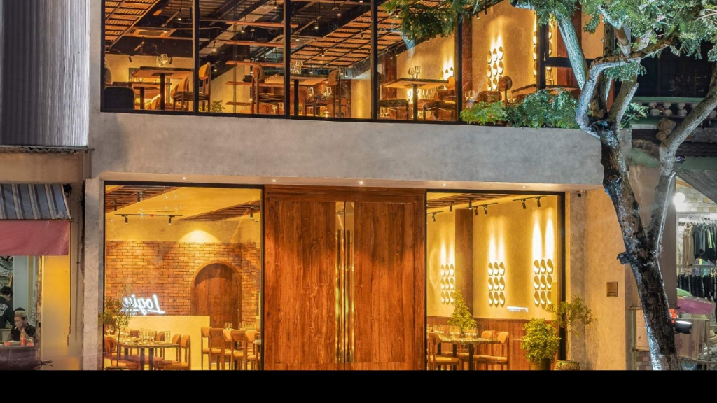 峴港四季餐廳 ALL SEASONS 正門