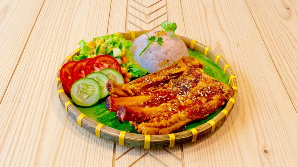 Bới Cơm 餐廳燒烤豬肋排