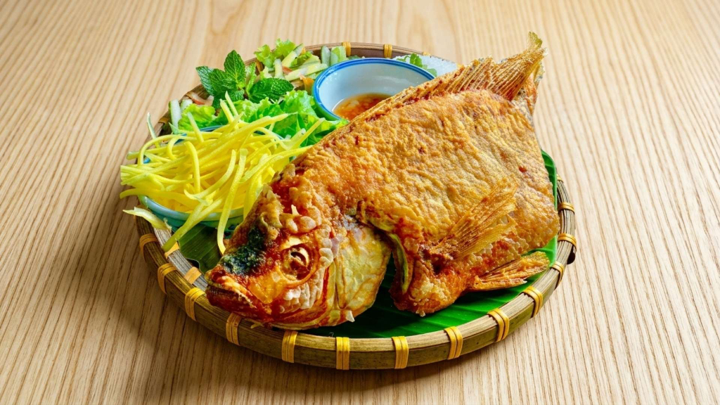 Bới Cơm 餐廳越式炸魚