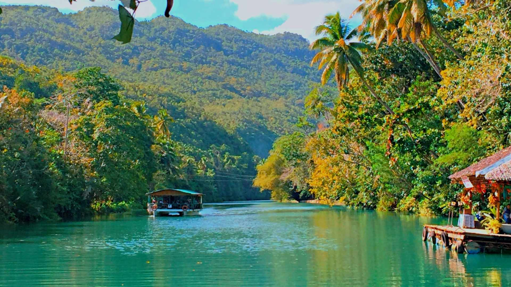 薄荷島羅博河漂流竹筏